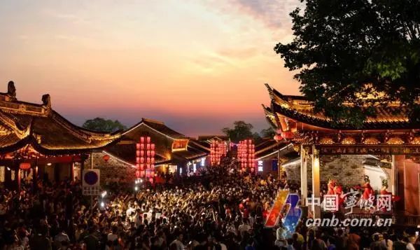 金配资炒股配资开户 免票、半价！凭＂浙BA＂宁波赛区门票 这些景区有优惠